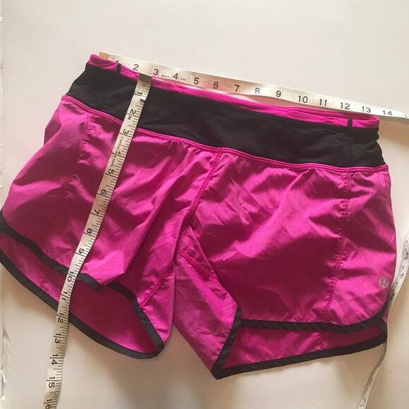 lululemon Womens Shorts Sz 4 Turbo Run Paris Pink Black Running Activewear‎ - Picture 6 of 9
